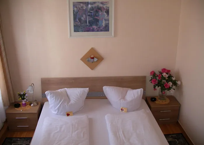 Hotel Garni Djaran