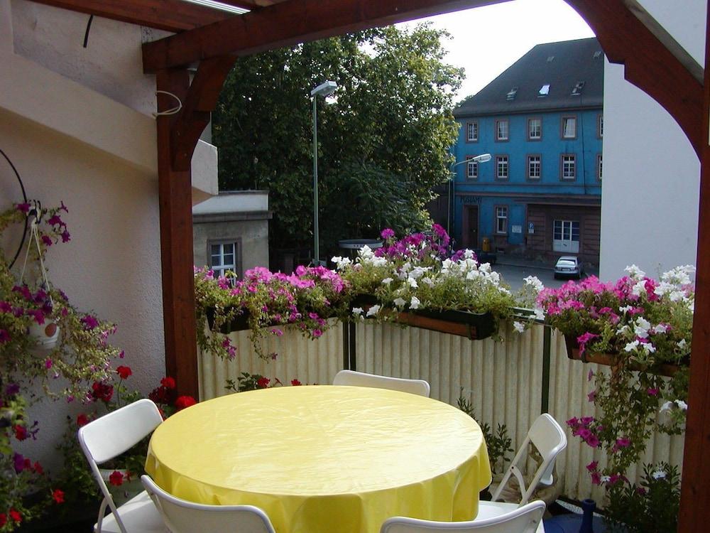 Hotel Garni Djaran *